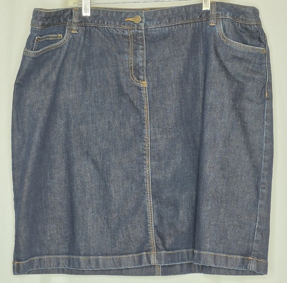 Boden Classic 5-Pocket Dark Wash Denim Above The Knee Skirt - Size 18L - Picture 1 of 10